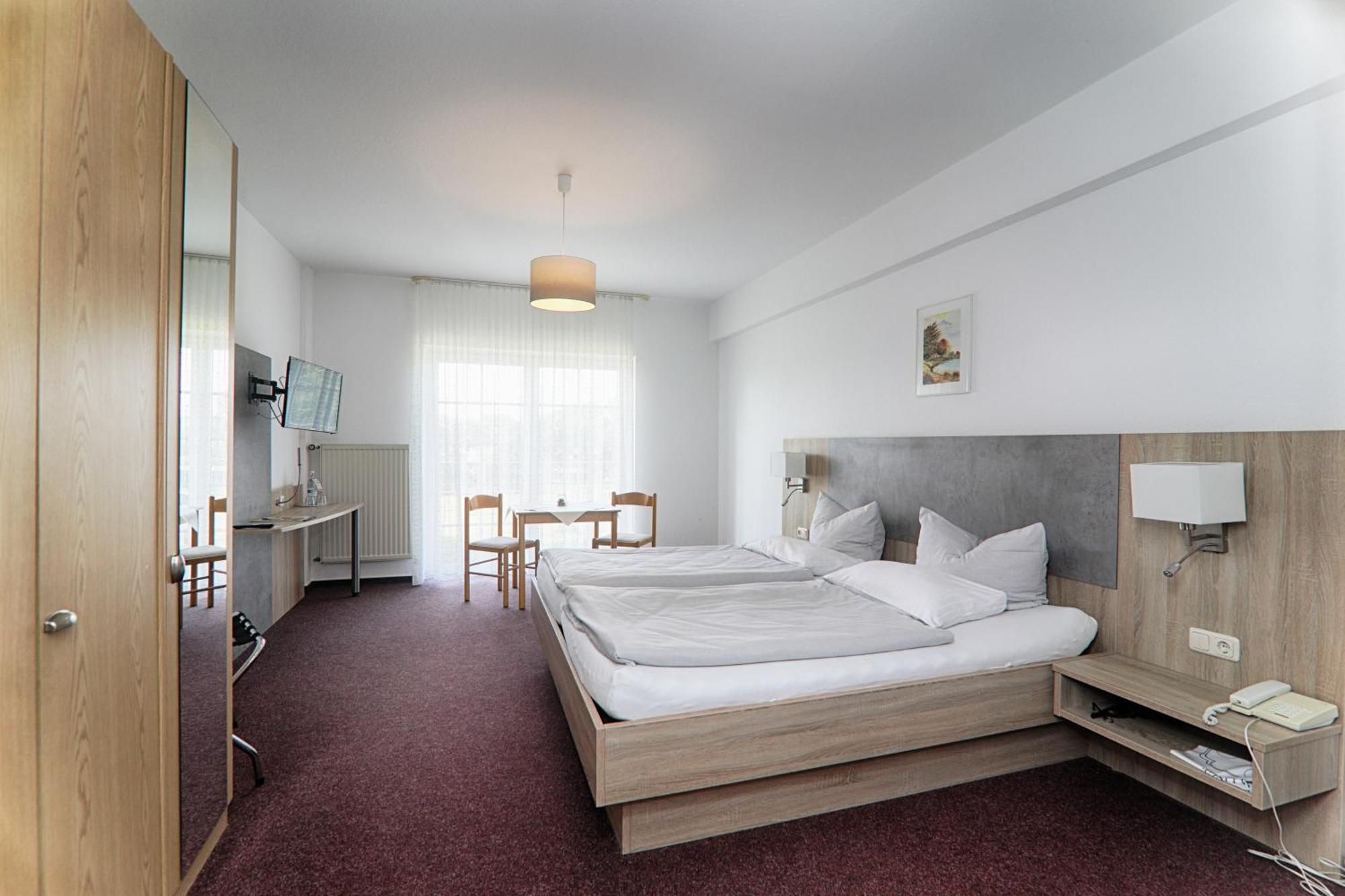 Hotel Reuterhof Reuterstadt Stavenhagen Exterior photo